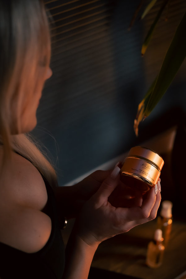 Restoring and Nourishing Face Cream with 24K Gold, 50ml – Image 3