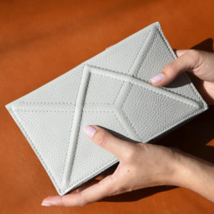 FACET Clutch - Light Grey